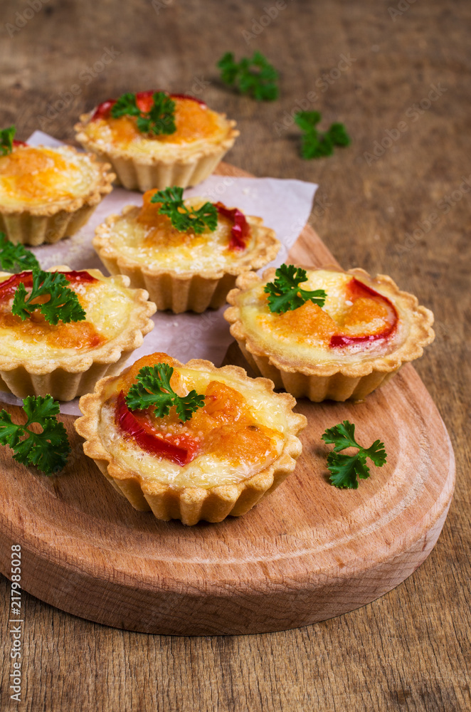 Tartlets with vegetables