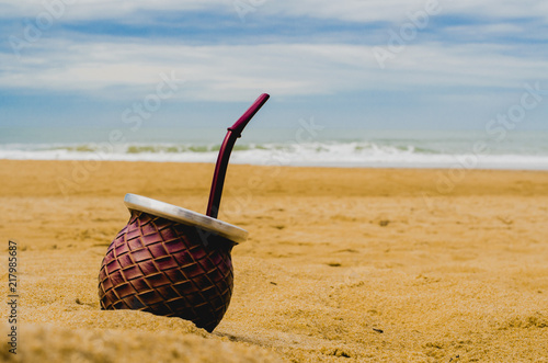 mate en la playa