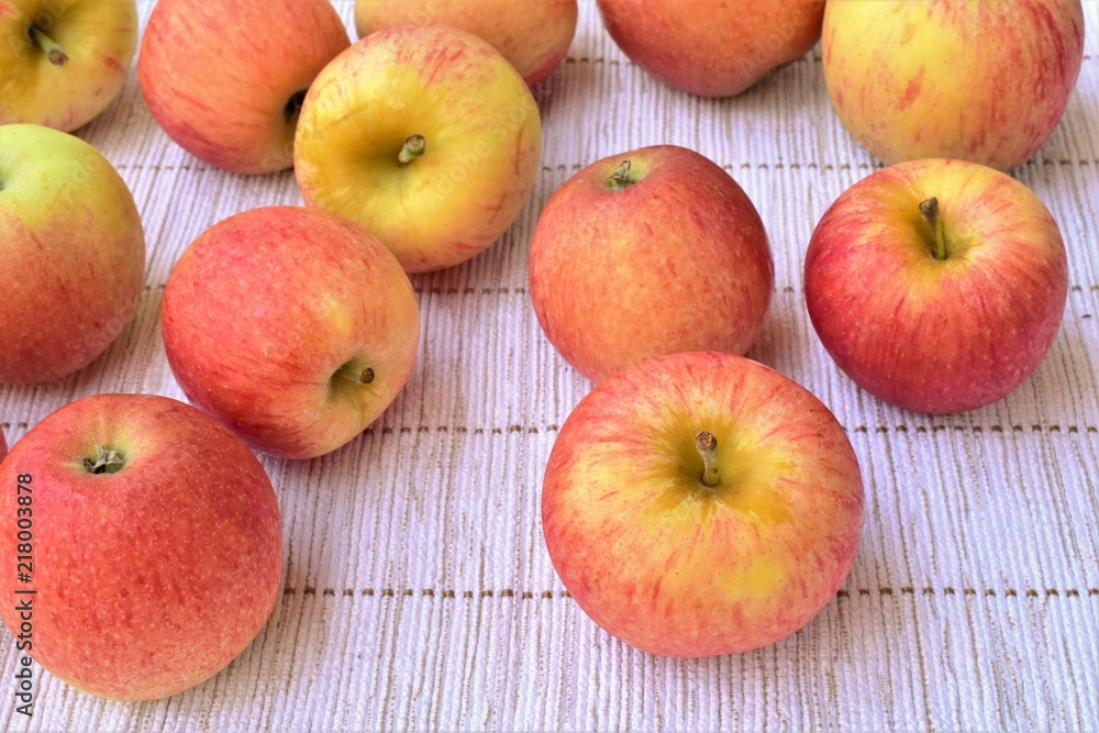 Ripe apples on a table, autumn garden harvest. Ripe apples on a table, autumn garden harvest.