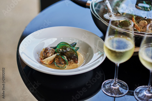 Mussels  with a glass of white wine
