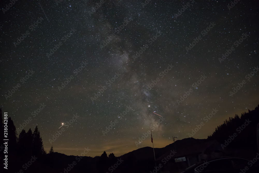 Fototapeta premium Milchstrasse Glaubenbergpass