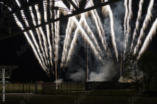 Feuerwek Pyrogames hinter der F60 Brücke photo