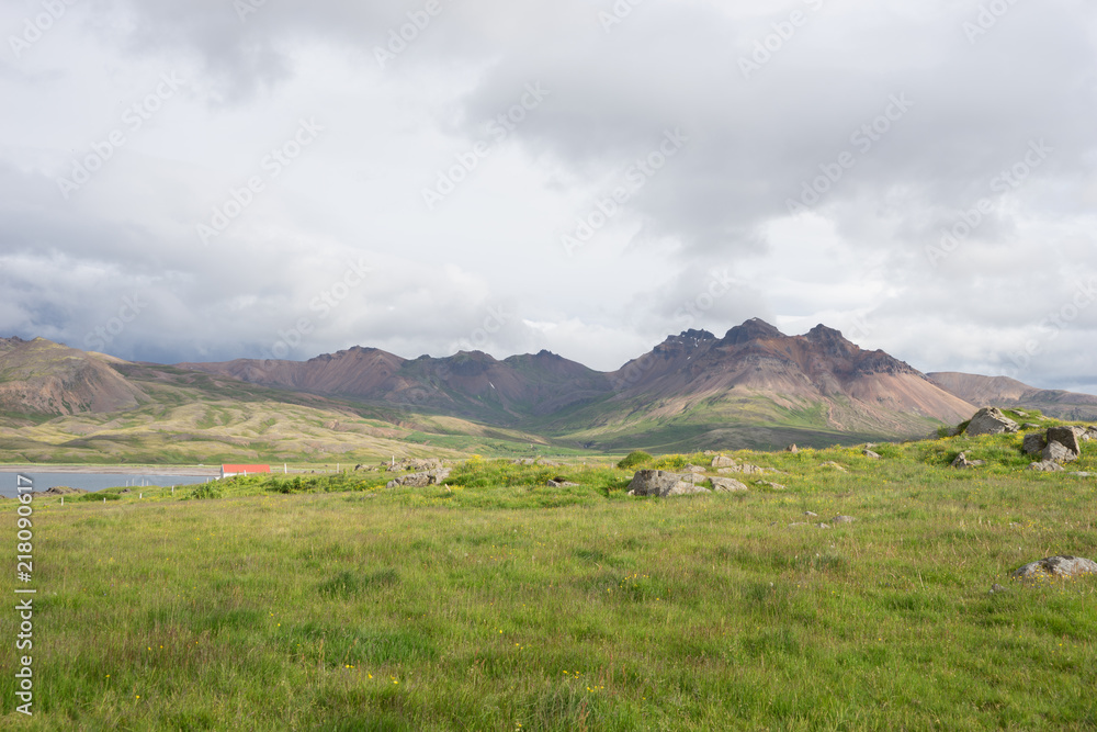 Landschaft im Gebiet um Bakkagerði / Ostfjorde - Island