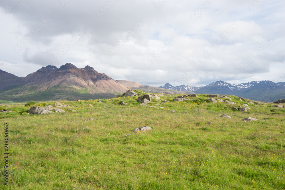 Landschaft im Gebiet um Bakkagerði / Ostfjorde - Island