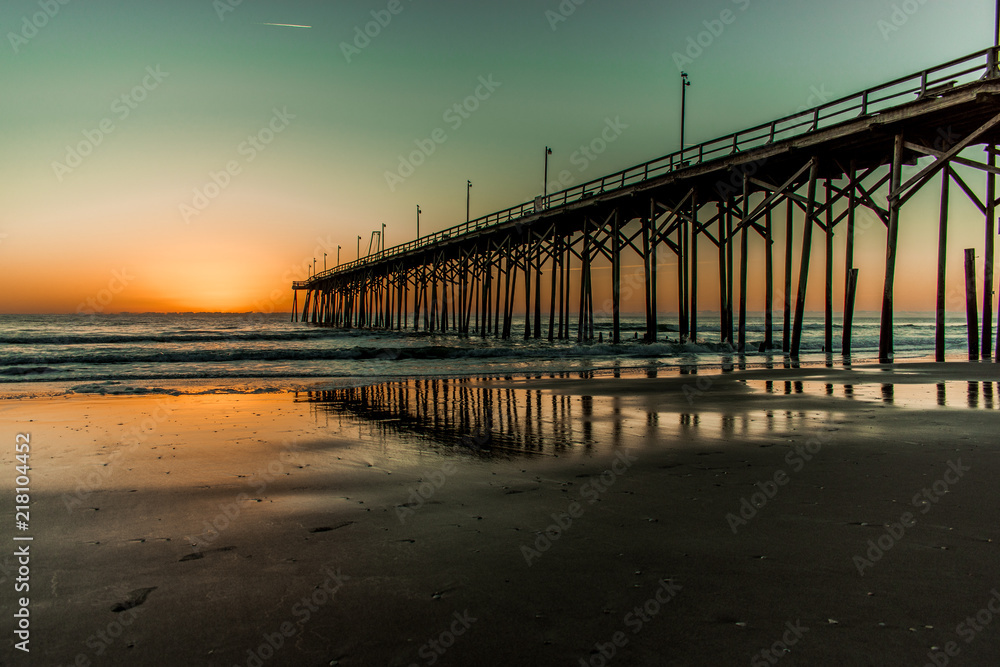 Naklejka premium First light