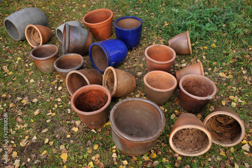 Empty flower pots in the garden. Ready to be stored for the winter. © ekim