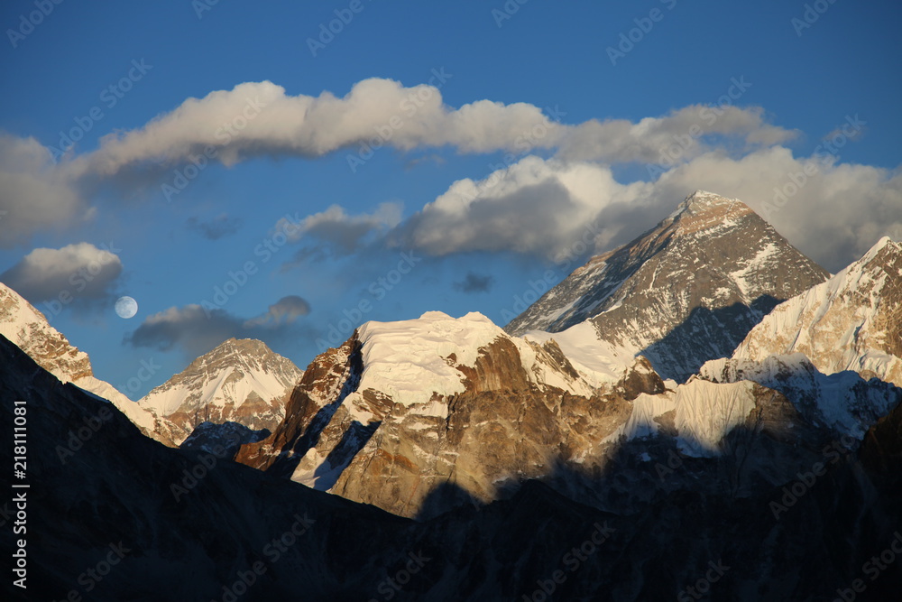 Fototapeta premium Amazing mountains on Himalayas - Nepal.