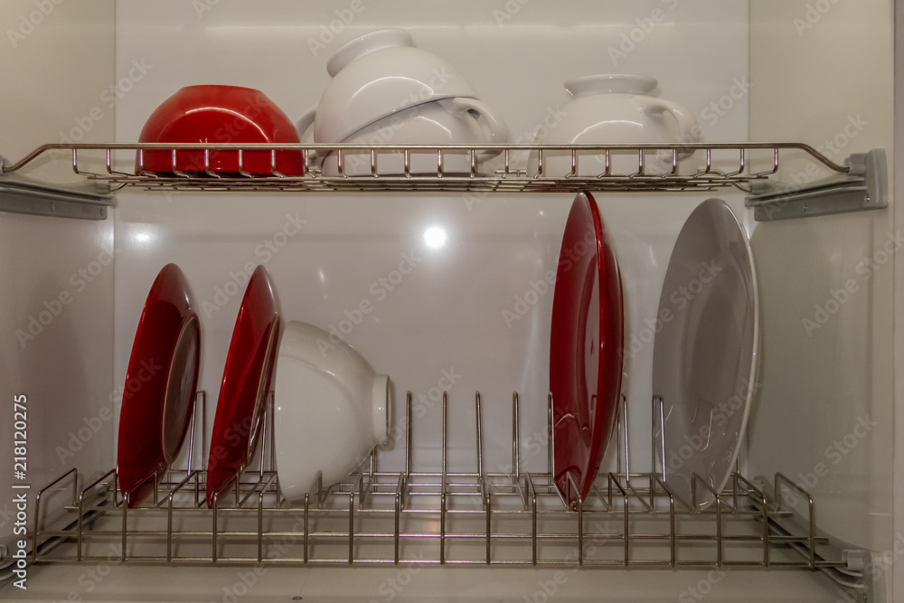 Φωτογραφία Metal drying for dishes of two sections, built into the kitchen box
