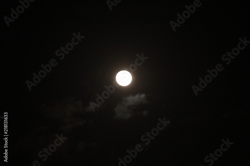 Bright Moon © Gonzalo