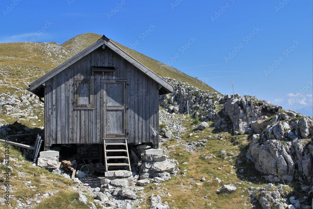 cabane de berger dans le Vercors cabane de berger dans le Vercors