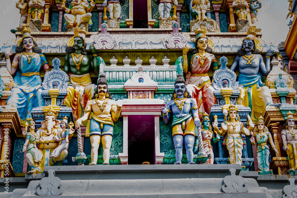 Fototapeta premium Statues de couleur Colombo Sri Lanka