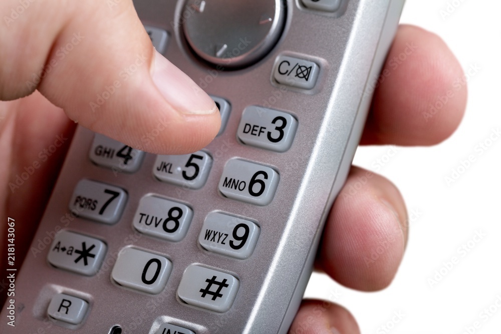 Hand Dialing a Number on a Wireless Telephone Hand Dialing a Number on a Wireless Telephone