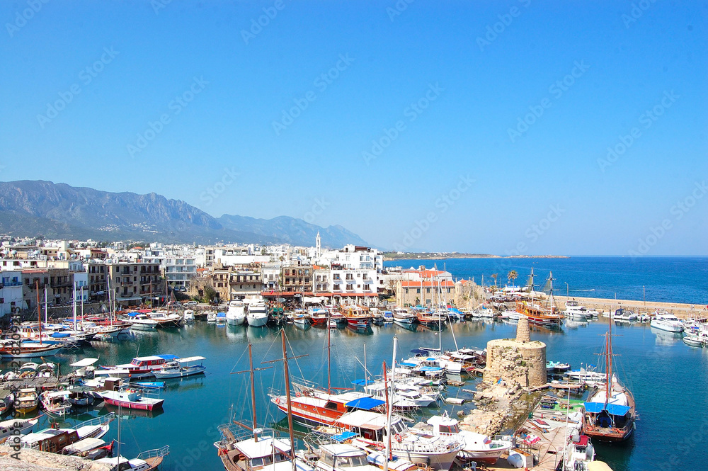 キレニア港 (Kyrenia Harbar)