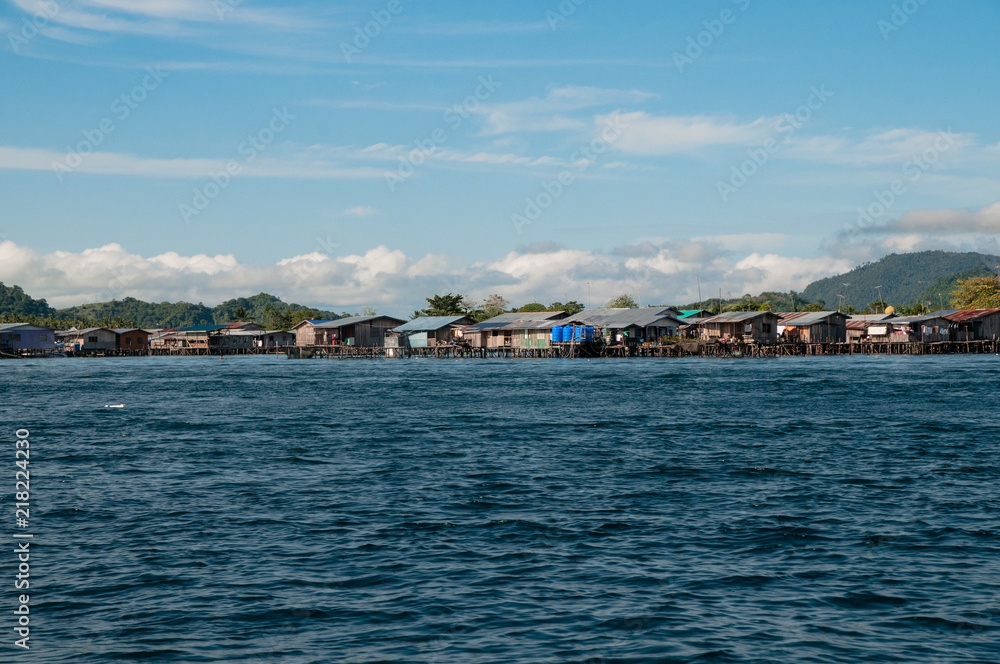 Malaysia Borneo Wasser Meer Häuser