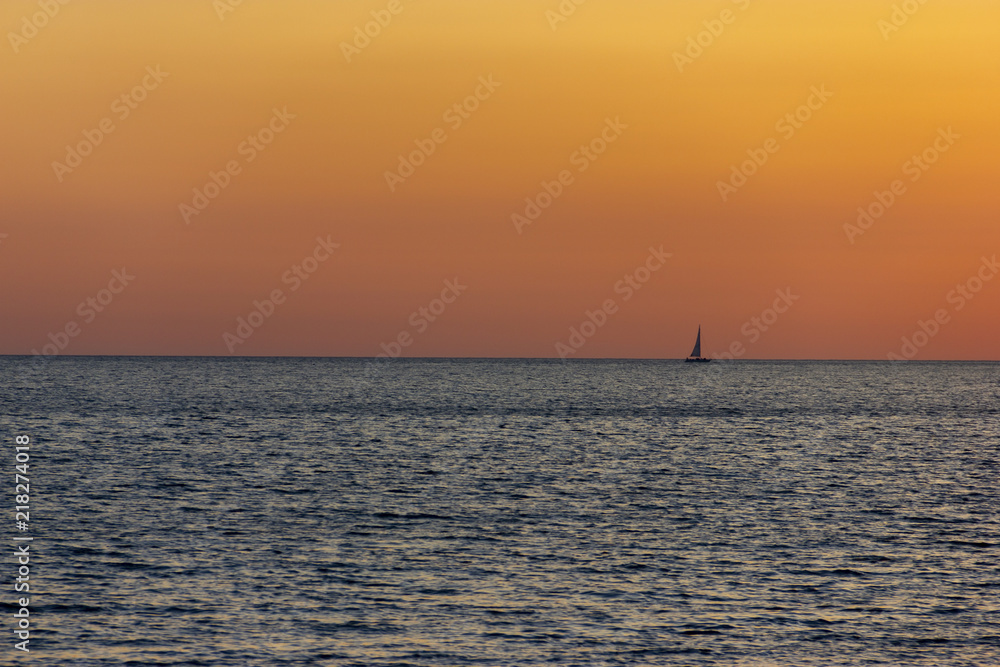 sunset sea boat minimal