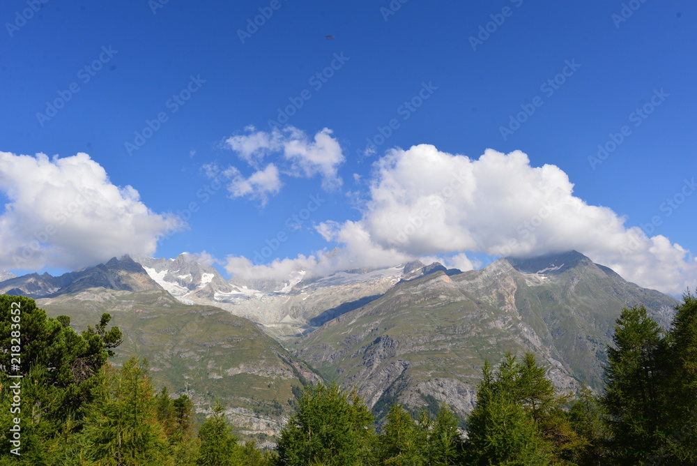 Obraz premium Zermatt - masyw górski w Alpach Wallis