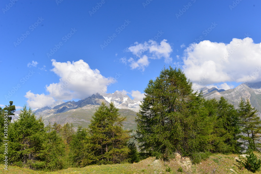 Zermatt - Bergmassiv in den Walliser Alpen Zermatt - Bergmassiv in den Walliser Alpen