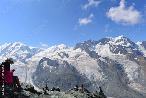 Gebirgsmassiv Monte Rosa in den Walliser Alpen  photo
