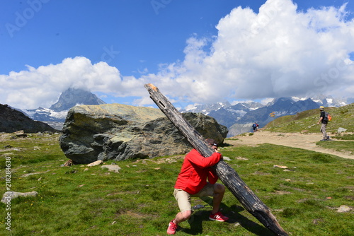 Strongman in den Walliser Alpen
