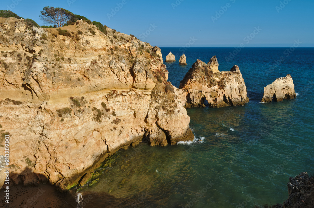 Praia dos Tres Irmaos (three brothers beach) in Algarve, Portugal Praia dos Tres Irmaos (three brothers beach) in Algarve, Portugal