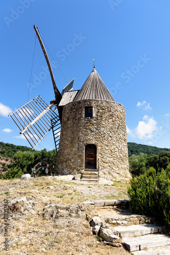 Grimaud Moulin Saint Roch Provence