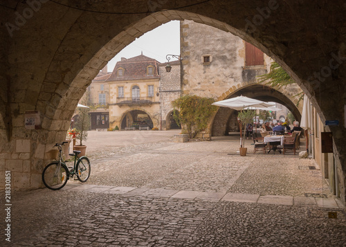 Town Square, Monpazier