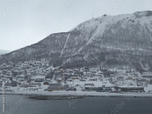 Tromsö - norwegisches Paradies zu jeder Jahreszeit photo