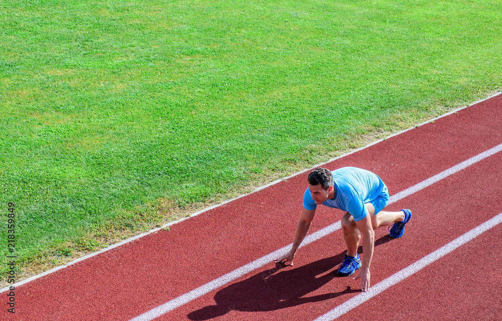 athlete-runner-prepare-to-race-joint-mobility-exercises-to-improve