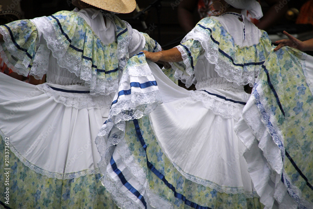 Obraz premium Espectáculo de cumbia colombiana