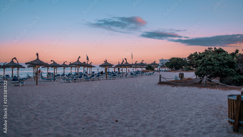 Naklejka premium Beach Sunset Mallorca