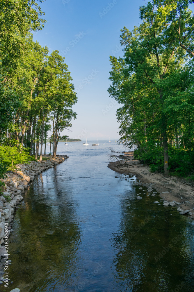 Fototapeta premium Salmon River leading out into Lake Champlain