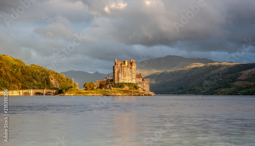 Wallpaper Mural Eilean Donan Castle with cloudy sunset sky  Highlands Scotland Landscape Torontodigital.ca