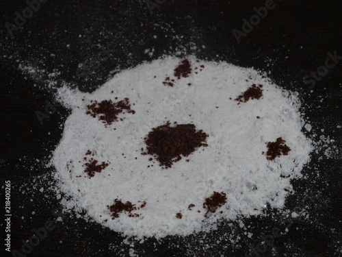 A lump or piece of alum and purified powder of this alum crystal. It’s used as an important ingredient for beauty treatments, healthcare treatment and used in Purification of water, Fitkari Powder