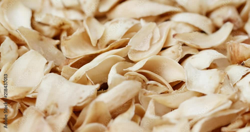 Chinese Dry dried lily bulb in rotation Chinese Dry dried lily bulb in rotation