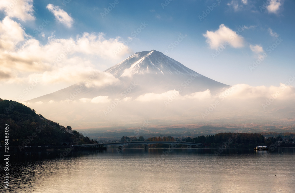 Viewpoint Mount Fuji with cloud of sunrise in Kawaguchiko lake