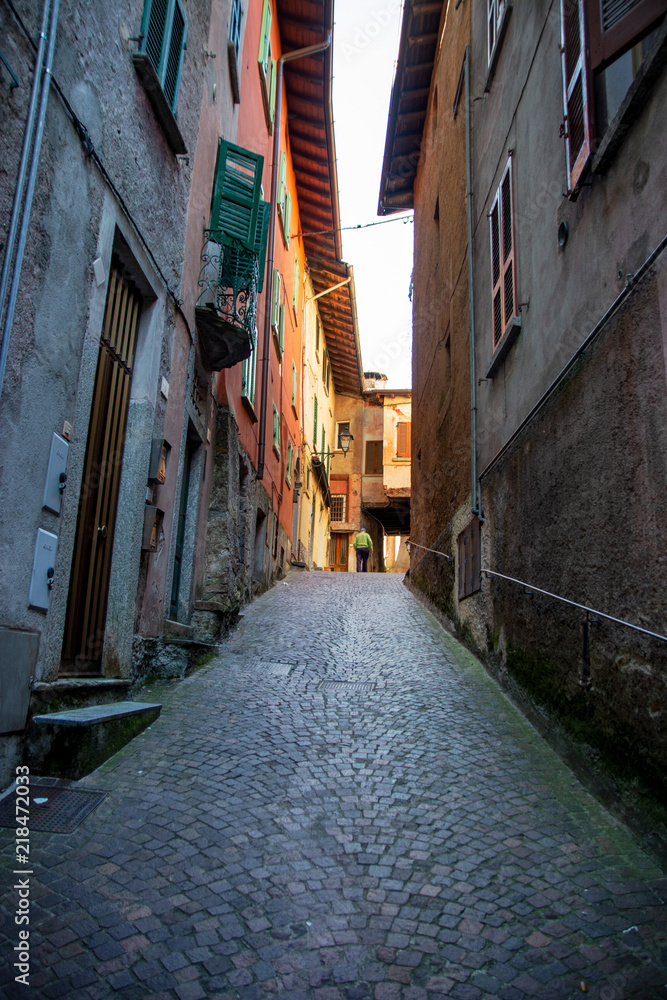 Fototapeta premium Italian small old village