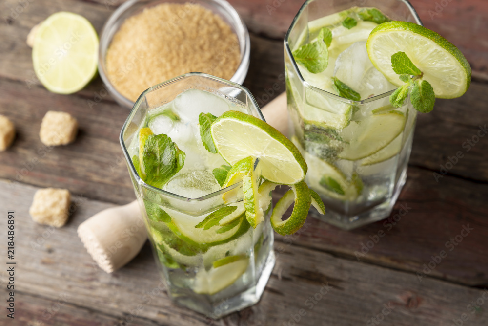 Cold mojito cocktails