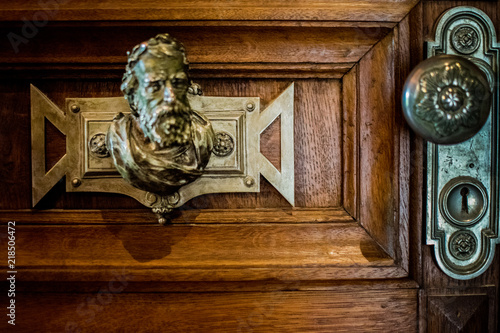 Detalles Picaporte puerta Quinta de Regaleira Portugal