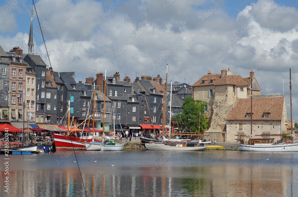 Fototapeta premium La ville d'Honfleur