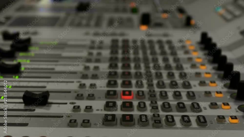 Mixer console Mixer console