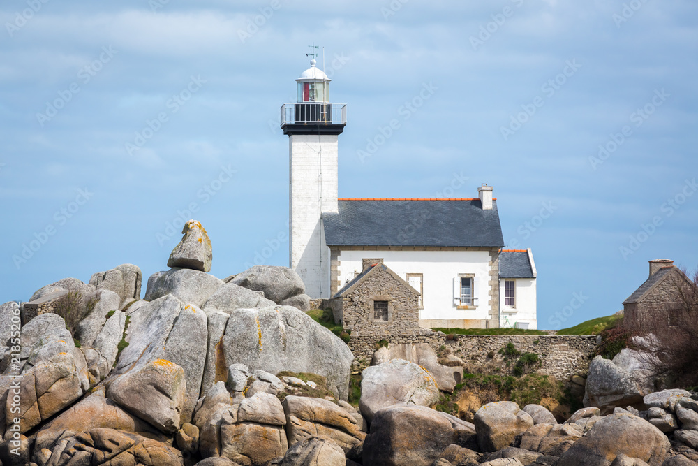 Pontusval lighthouse, Bretagne (Brittany), France
