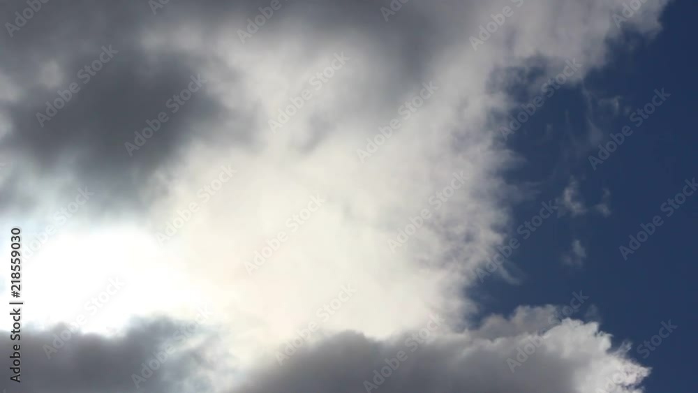 流れる雲
流れる雲