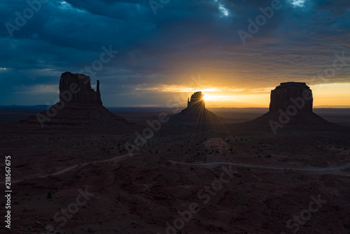                                     Monument Valley Sun Rise 