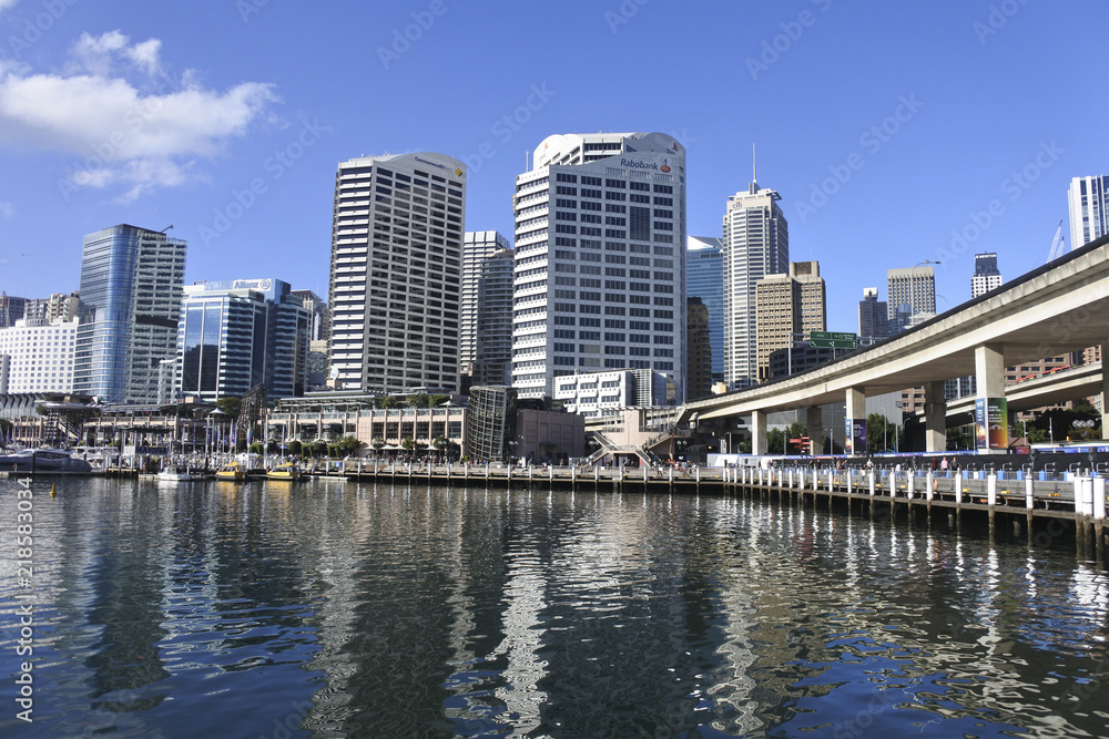 Fototapeta premium Darling Harbour, Waterfront Sydney