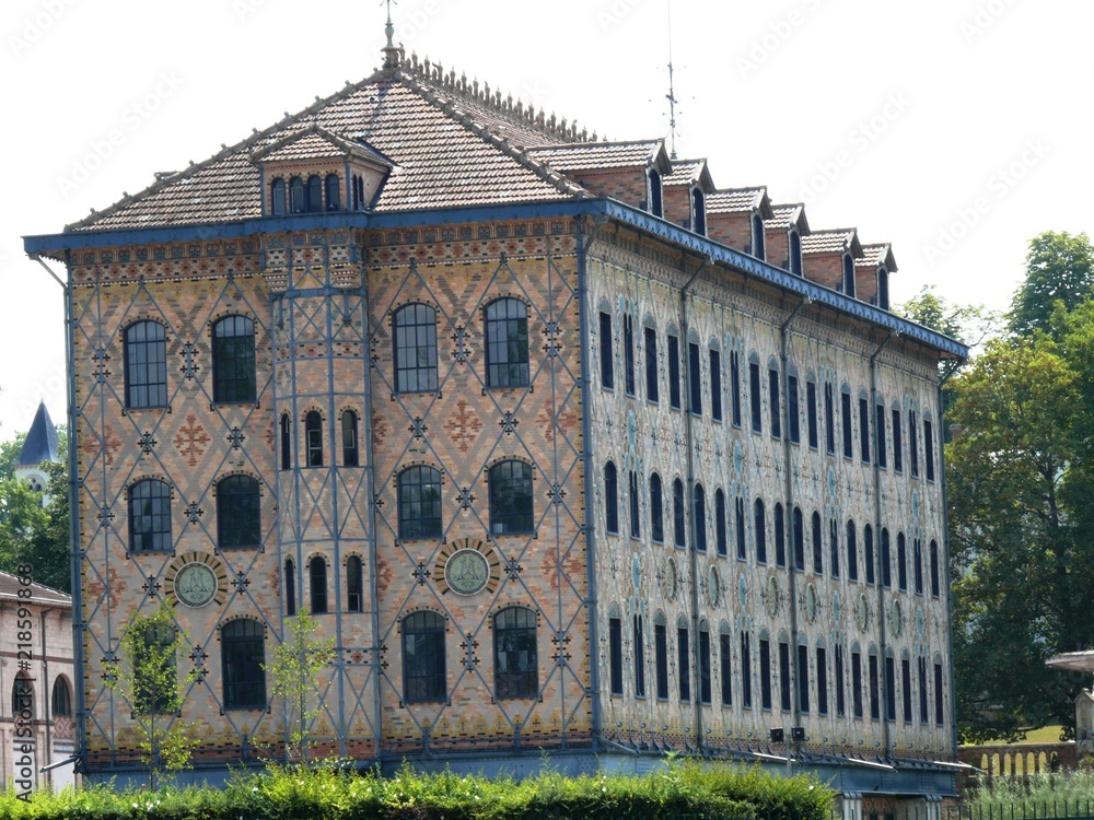 Ταπετσαρία Ancienne chocolaterie Menier propriété de Nestlé à Noisiel en Seine et Marne