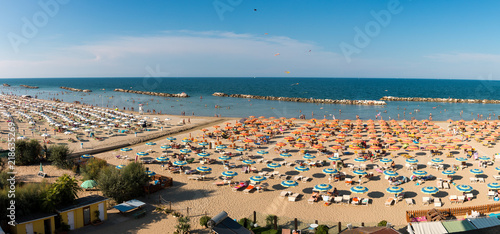 Fototapeta Naklejka Na Ścianę i Meble -  Panorama vom Strand in Torre Pedrera bei Rimini in Italien