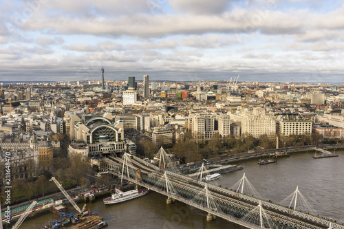 Aerial view of London and the River Thames © Pedro Suarez