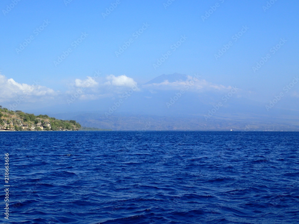 Menjangan Insel mit Blick auf Java Indonesien Menjangan Insel mit Blick auf Java Indonesien