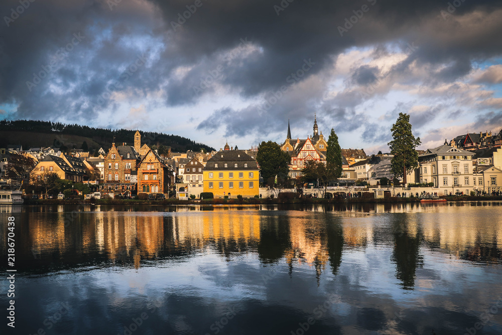 Obraz premium Reflection of a small town in Germany
