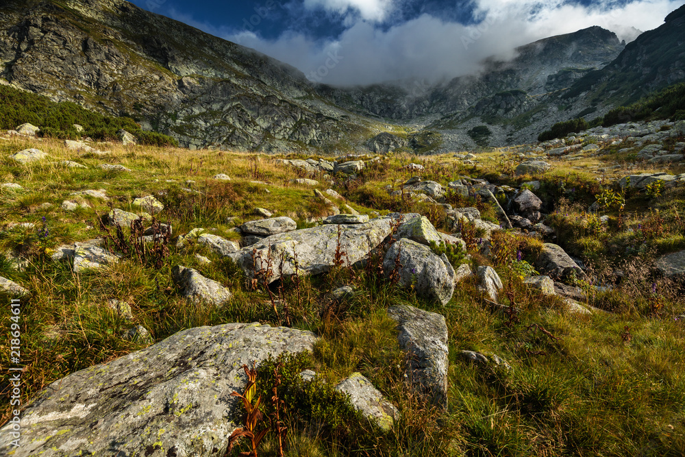 Fototapeta premium Mountain range landscape